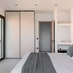 Theoni أسوس