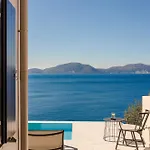 Villa Theoni *
